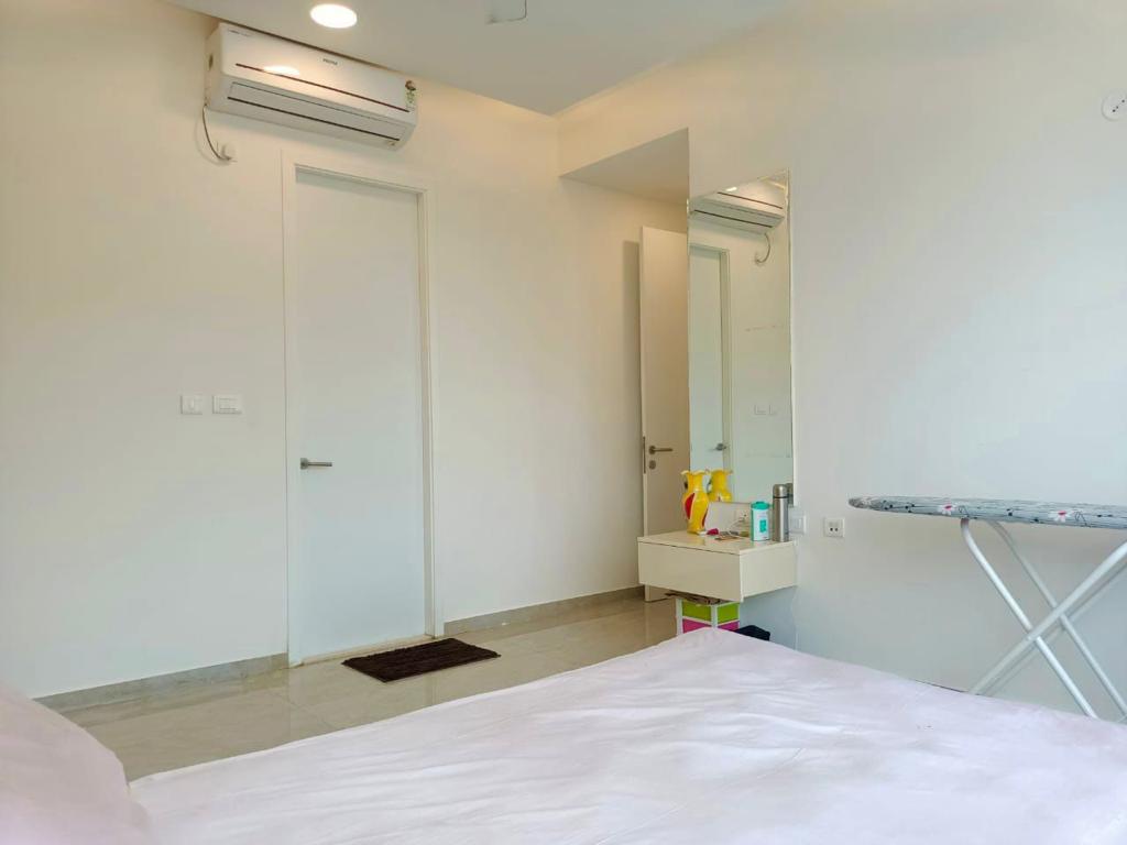 3bhk with Deck Resale Flat Tata Serein Bedroom